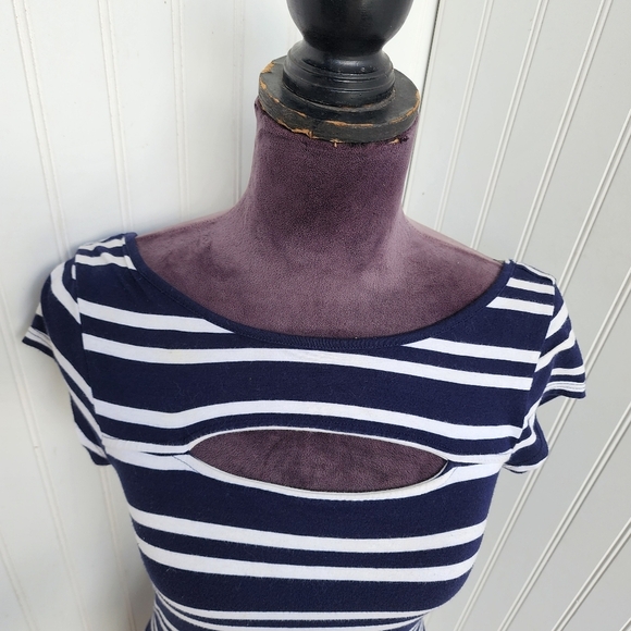 Guess Navy Blue Black Striped Stretch Womens Bodycon Dress Open Back Sz S - Picture 3 of 12